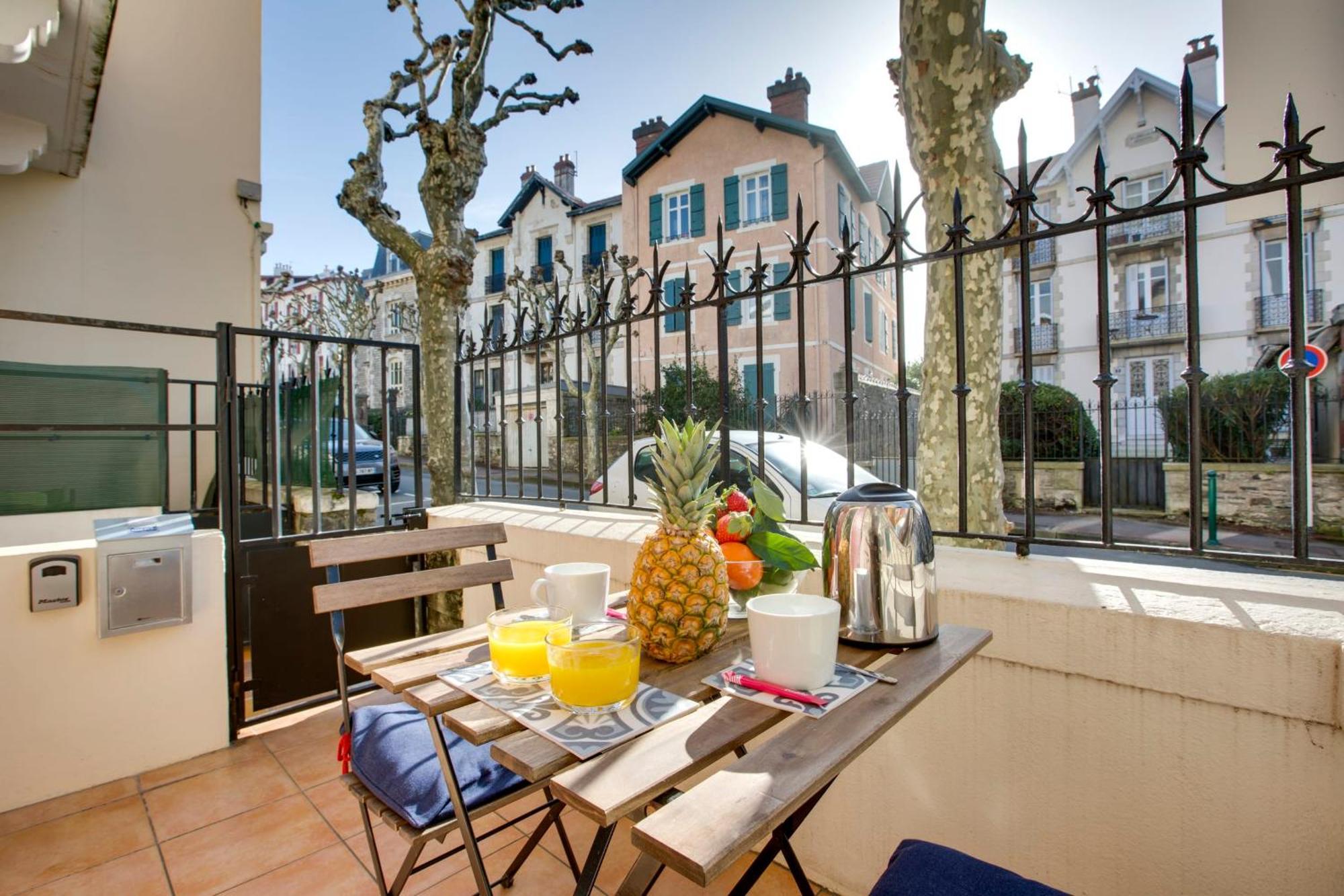 Appartement Padel - Welkeys Biarritz Ngoại thất bức ảnh